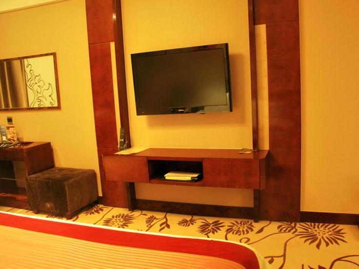 Inzone Garland Hotel Jinan Eksteriør billede